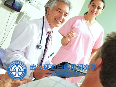 儿童<a href=http://www.bdf457.com/vitiligo/bdfzd/ target=_blank class=infotextkey>白癜风诊断</a>有哪些要点 12.jpg